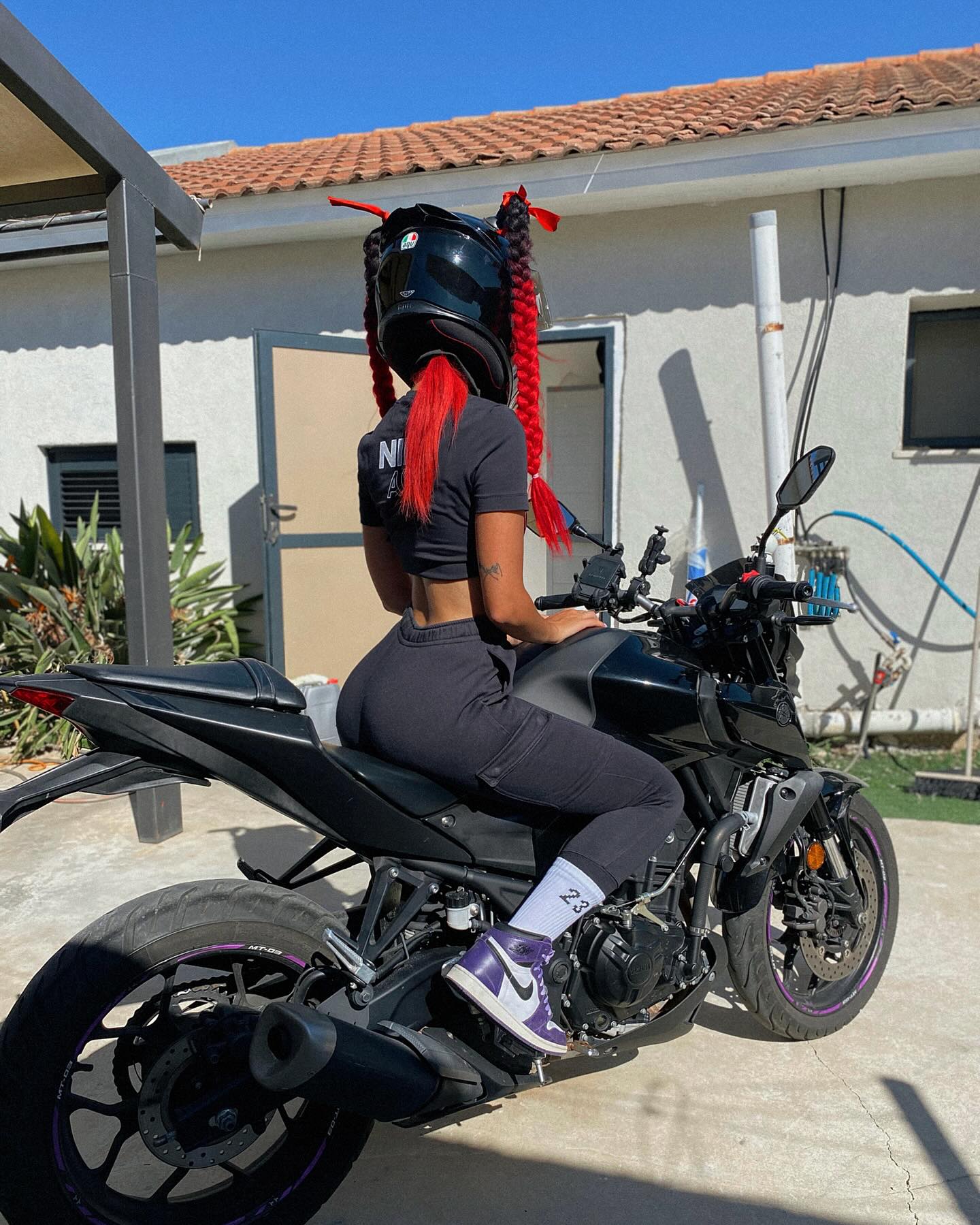 shanidahan7 instagram image archive image