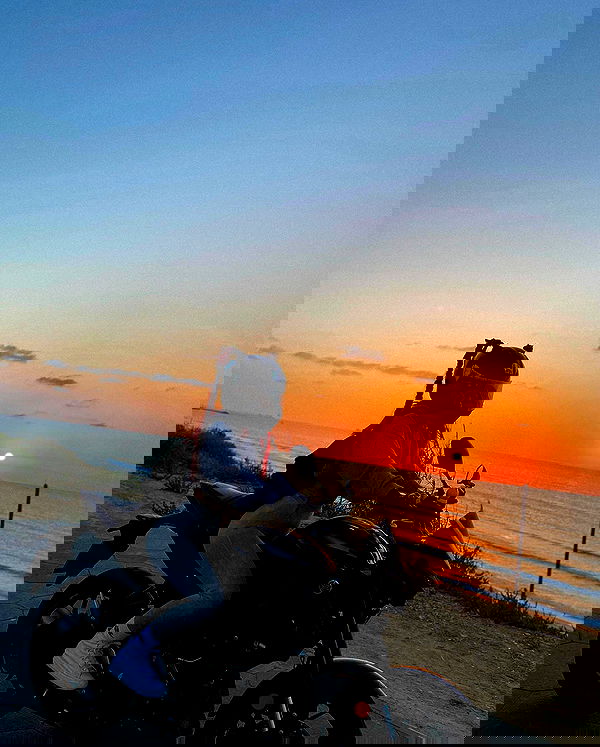 shanidahan7 image ~ Altpins