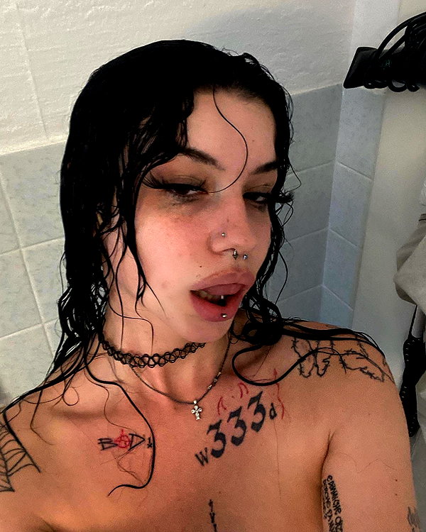 shawtysuzi instagram image archive image