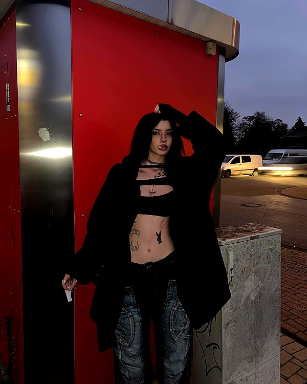 shawtysuzi instagram image archive image
