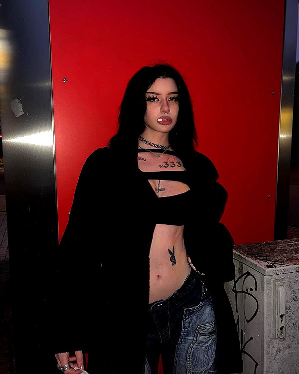 shawtysuzi instagram image archive image