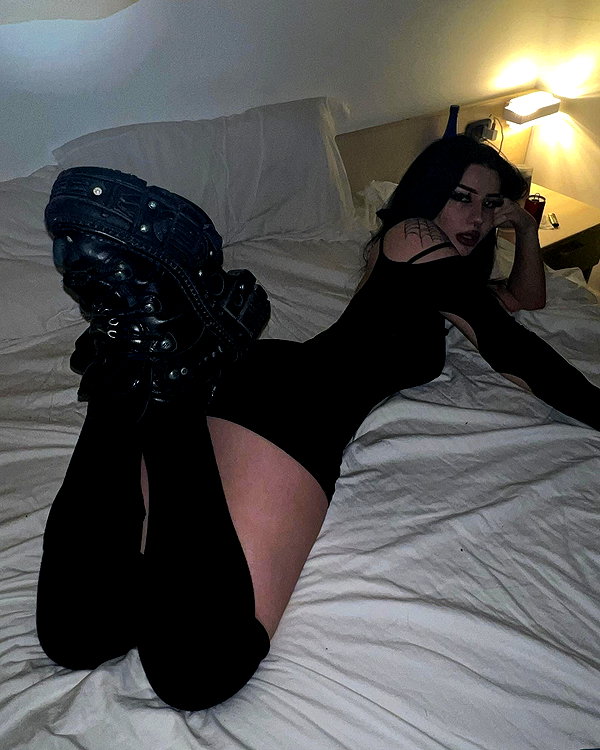 shawtysuzi instagram image archive image