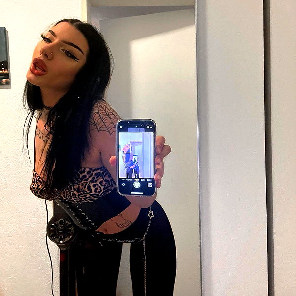 shawtysuzi instagram image archive image