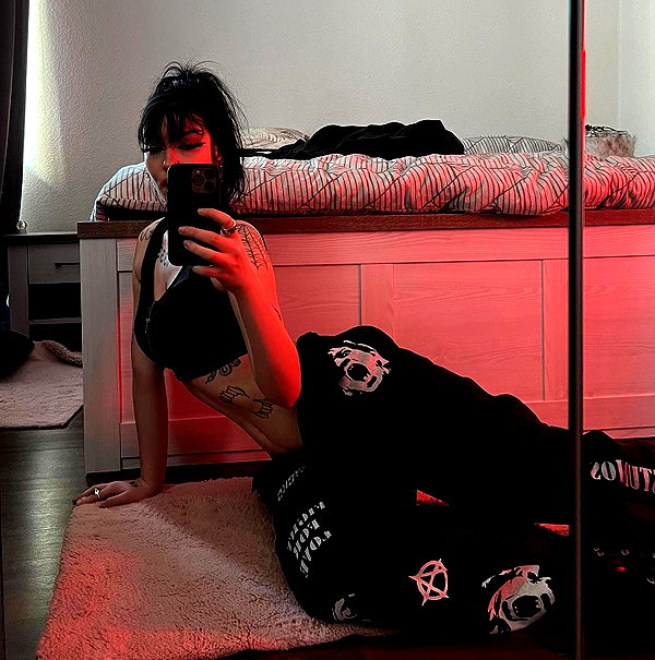 shawtysuzi instagram image archive image
