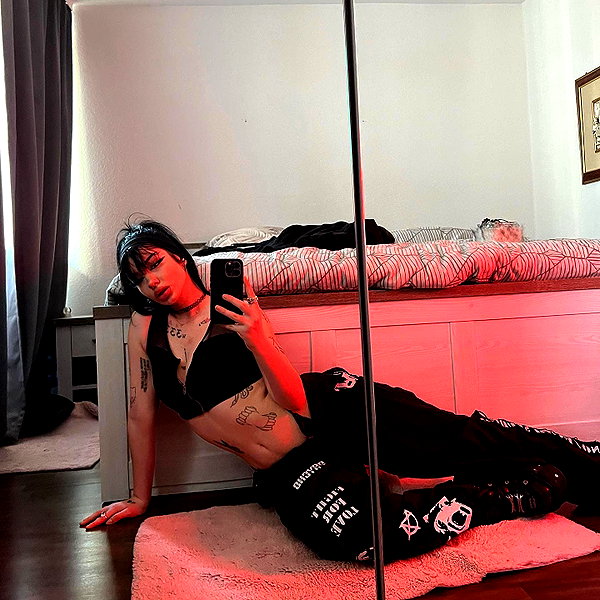 shawtysuzi instagram image archive image