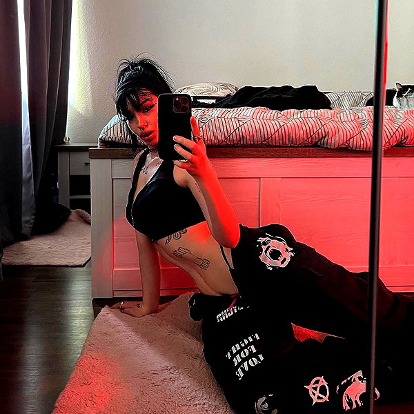 shawtysuzi instagram image archive image