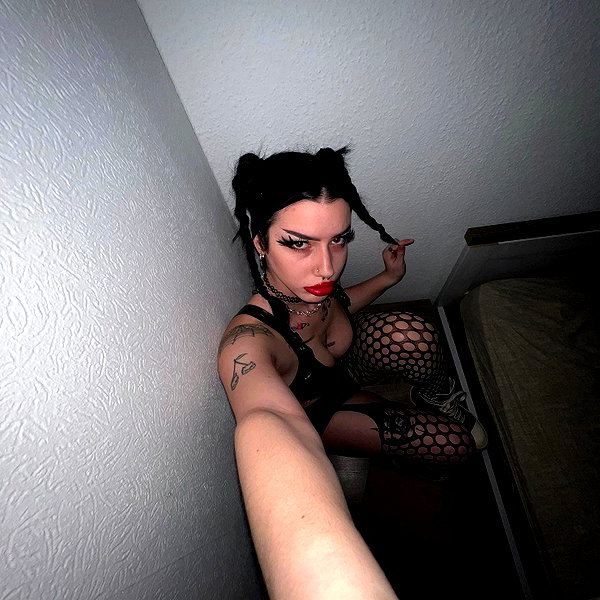 shawtysuzi instagram image archive image
