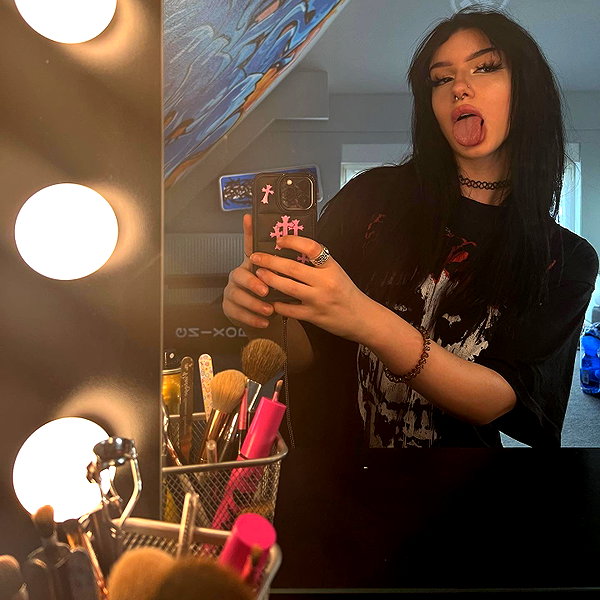 shawtysuzi instagram image archive image