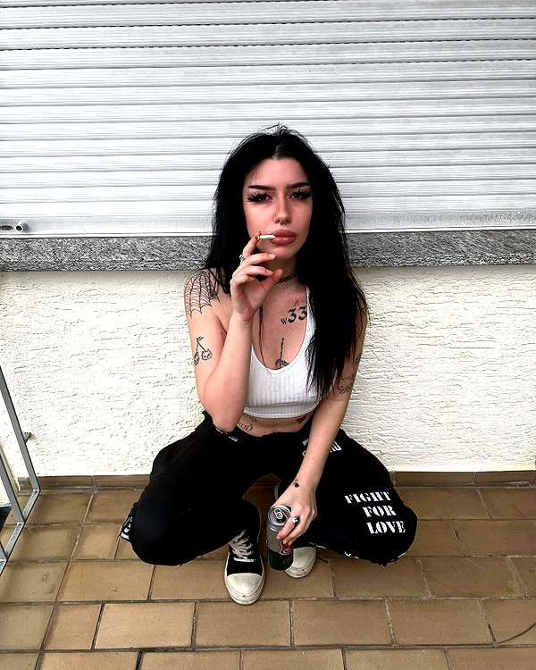 shawtysuzi instagram image archive image