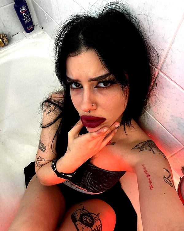shawtysuzi instagram image archive image