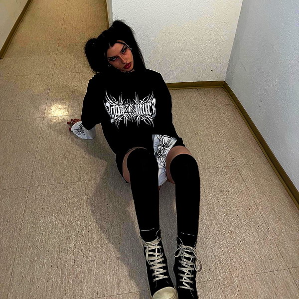 shawtysuzi instagram image archive image
