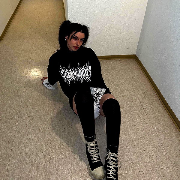 shawtysuzi instagram image archive image