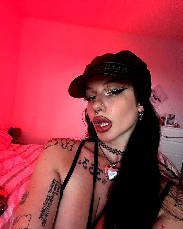 shawtysuzi instagram image archive image