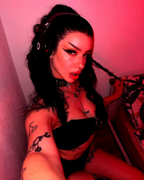 shawtysuzi instagram image archive image