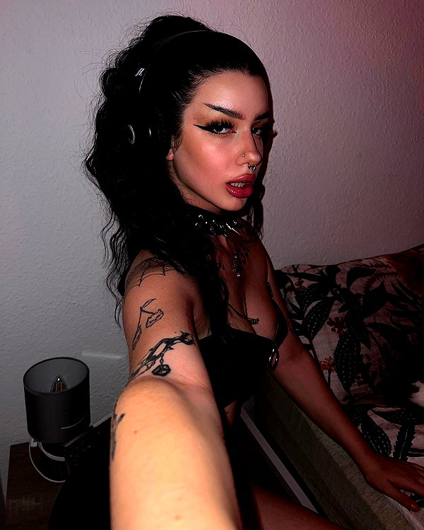 shawtysuzi instagram image archive image