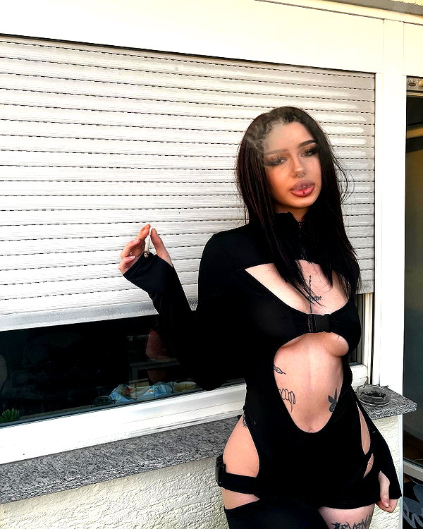shawtysuzi instagram image archive image