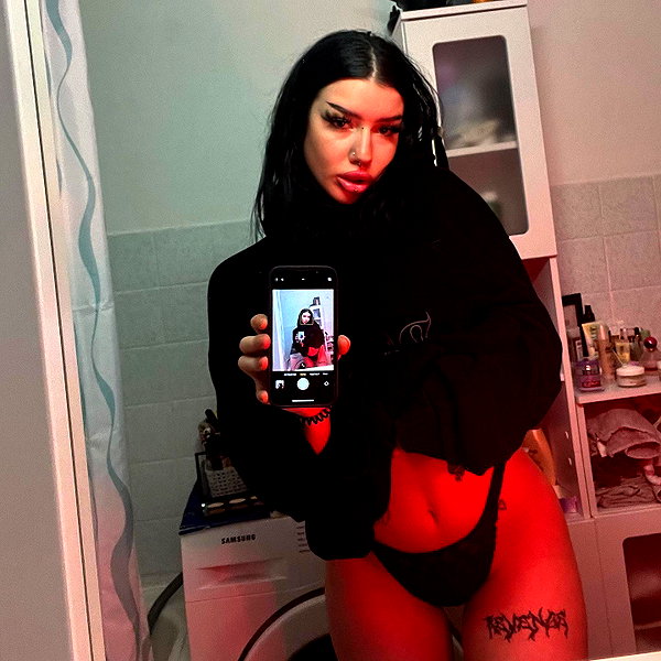 shawtysuzi instagram image archive image