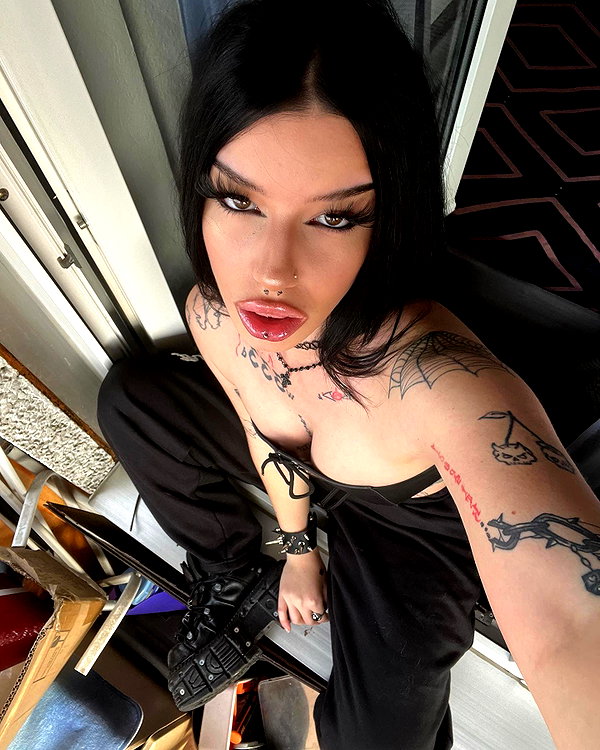 shawtysuzi instagram image archive image