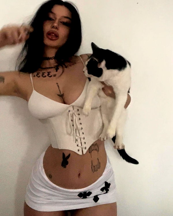shawtysuzi instagram image archive image