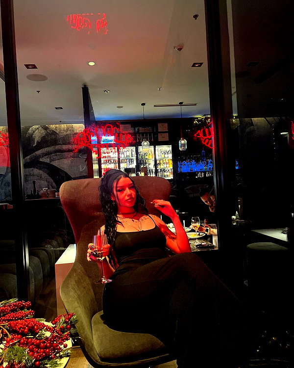 shawtysuzi instagram image archive image