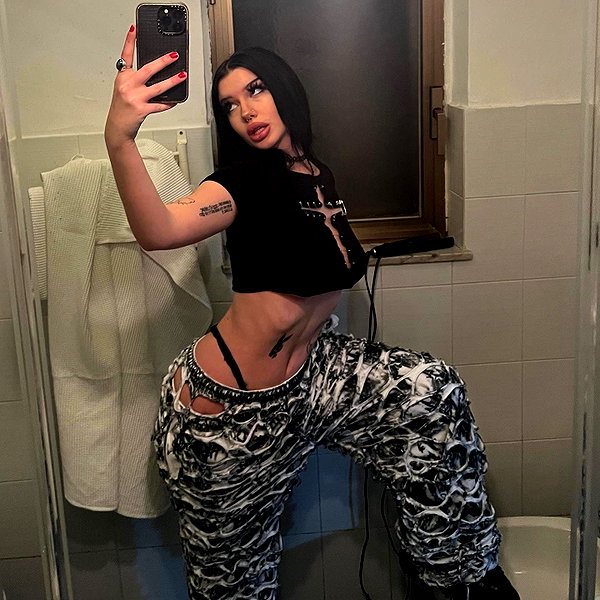 shawtysuzi instagram image archive image