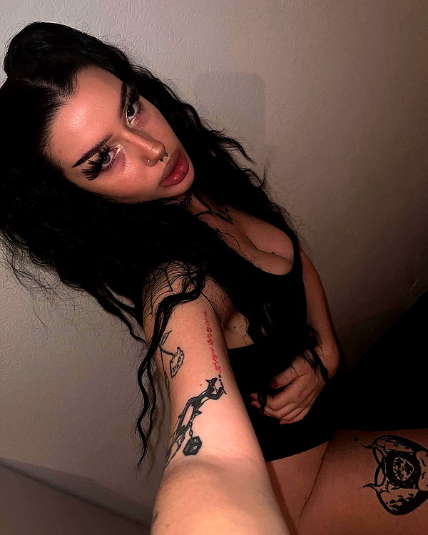 shawtysuzi instagram image archive image