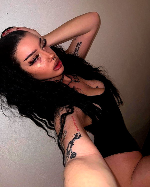 shawtysuzi instagram image archive image