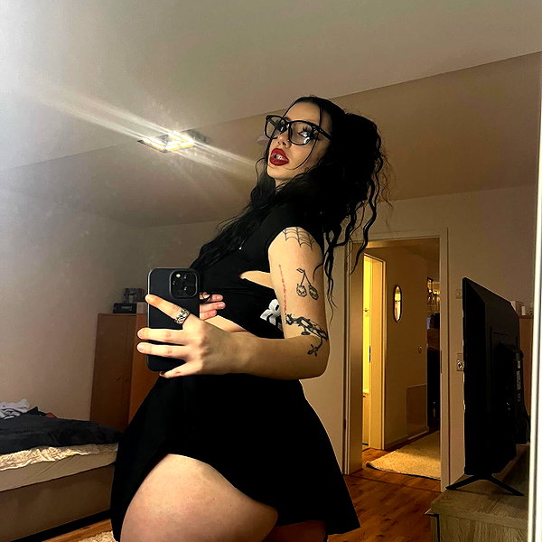 shawtysuzi instagram image archive image