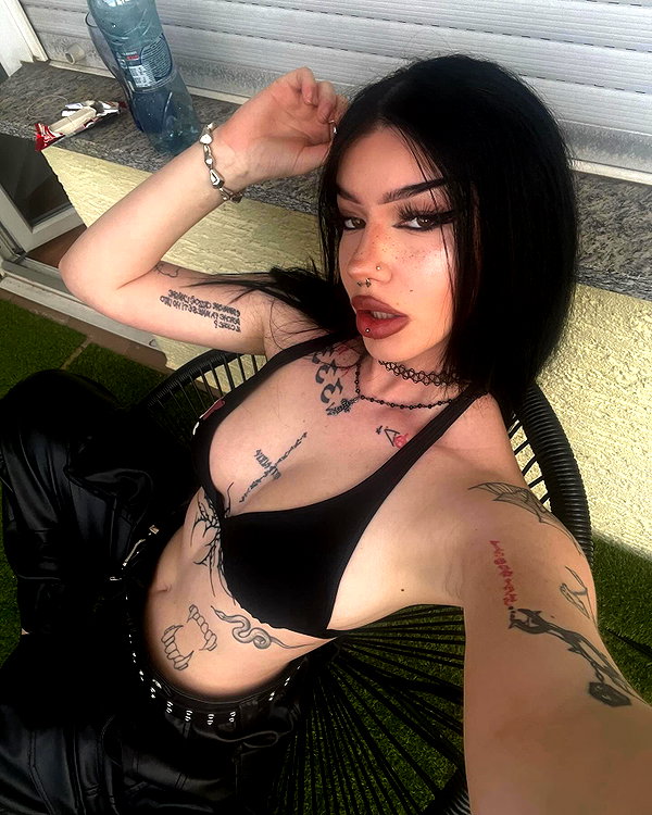 shawtysuzi instagram image archive image
