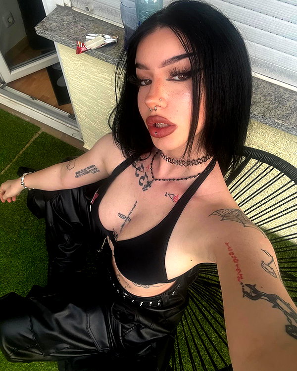 shawtysuzi instagram image archive image