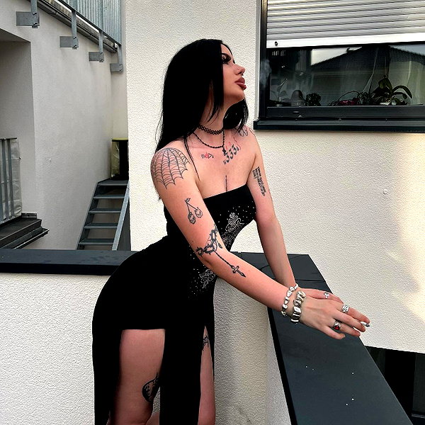 shawtysuzi instagram image archive image