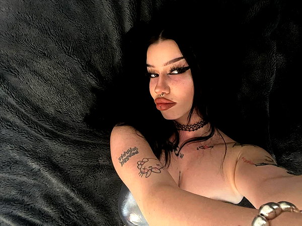 shawtysuzi instagram image archive image