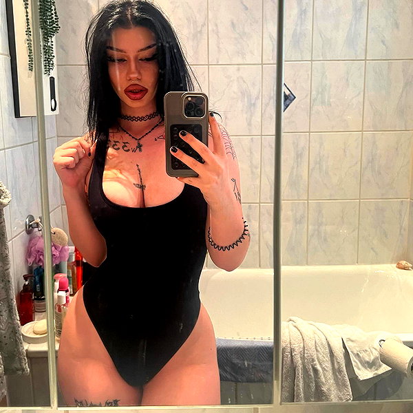 shawtysuzi instagram image archive image