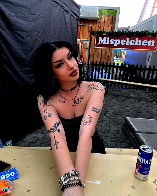 shawtysuzi instagram image archive image