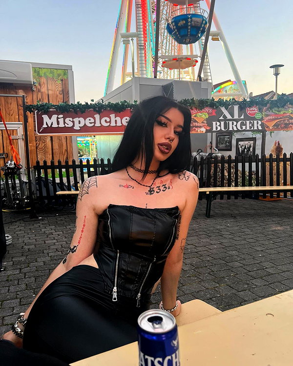 shawtysuzi instagram image archive image