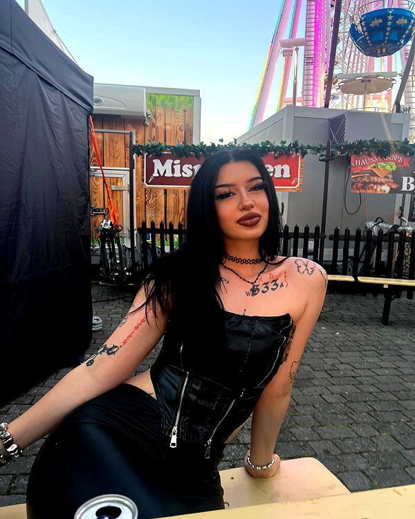 shawtysuzi instagram image archive image