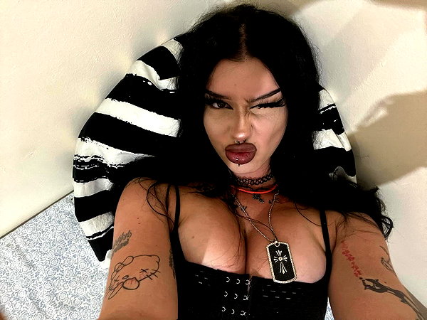 shawtysuzi instagram image archive image