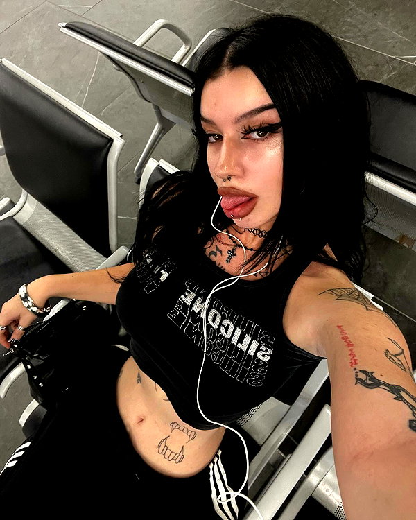 shawtysuzi instagram image archive image