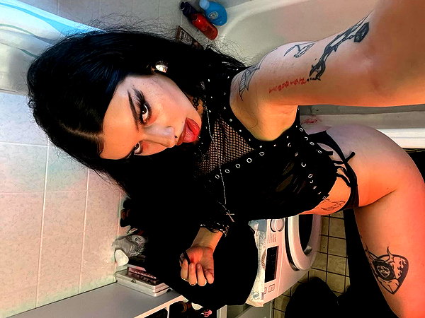 shawtysuzi instagram image archive image