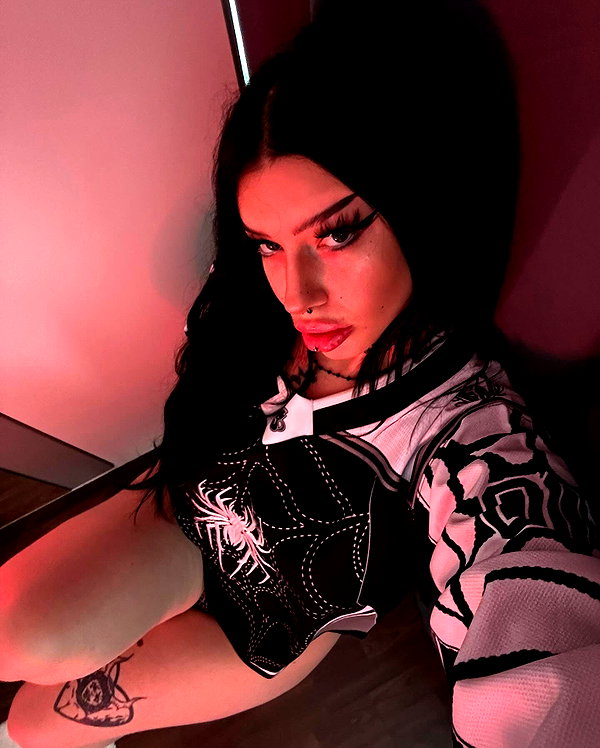 shawtysuzi instagram image archive image