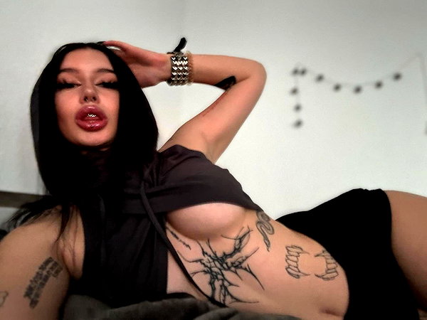 shawtysuzi instagram image archive image