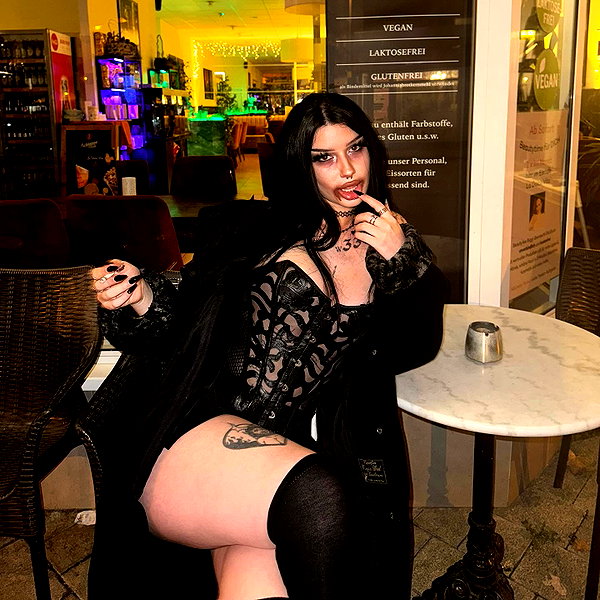 shawtysuzi instagram image archive image