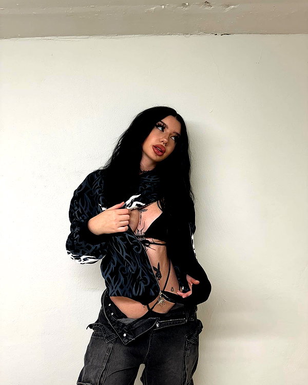 shawtysuzi instagram image archive image