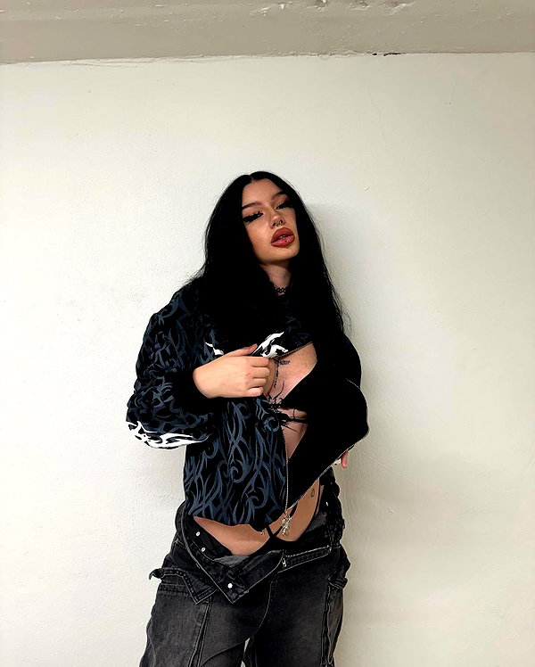 shawtysuzi instagram image archive image