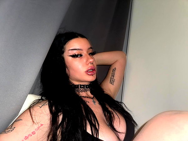 shawtysuzi instagram image archive image