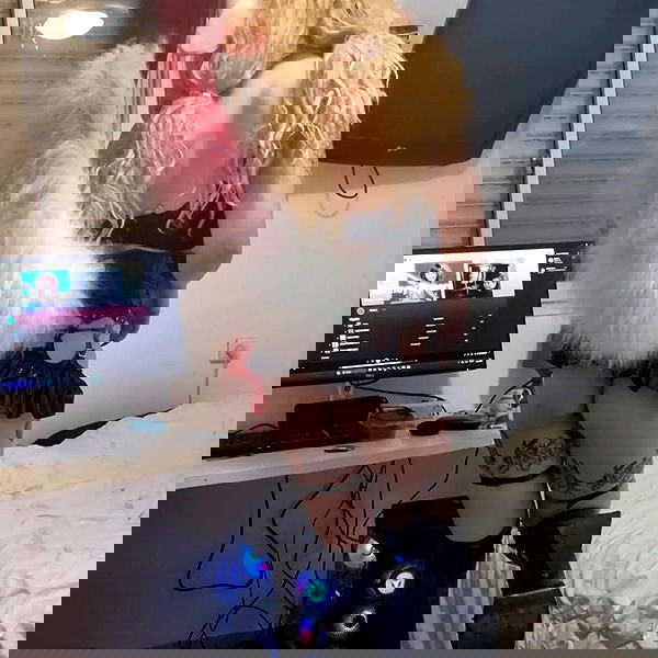 shayli_or shayli_or archive image