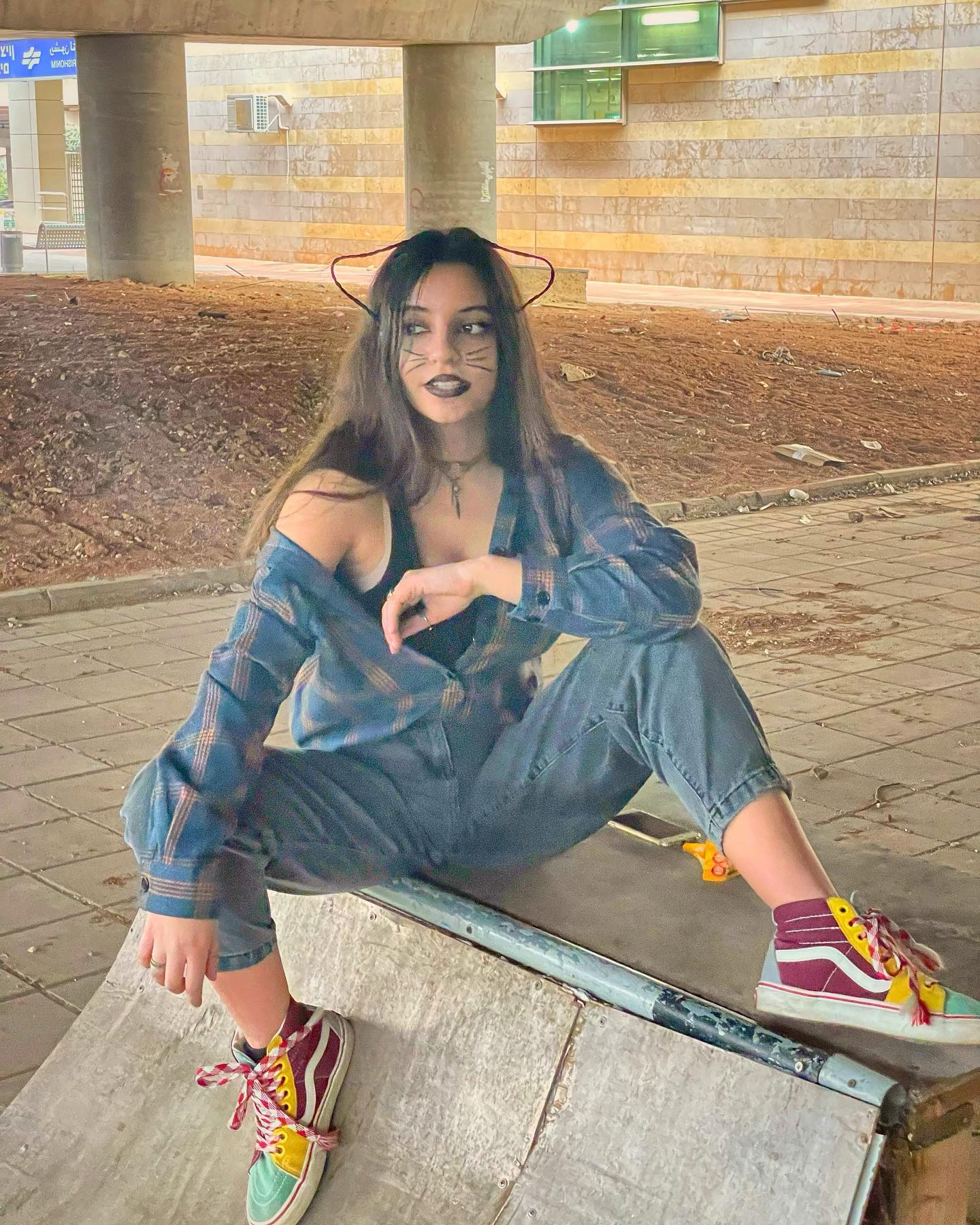 shelly_.mor instagram image archive image