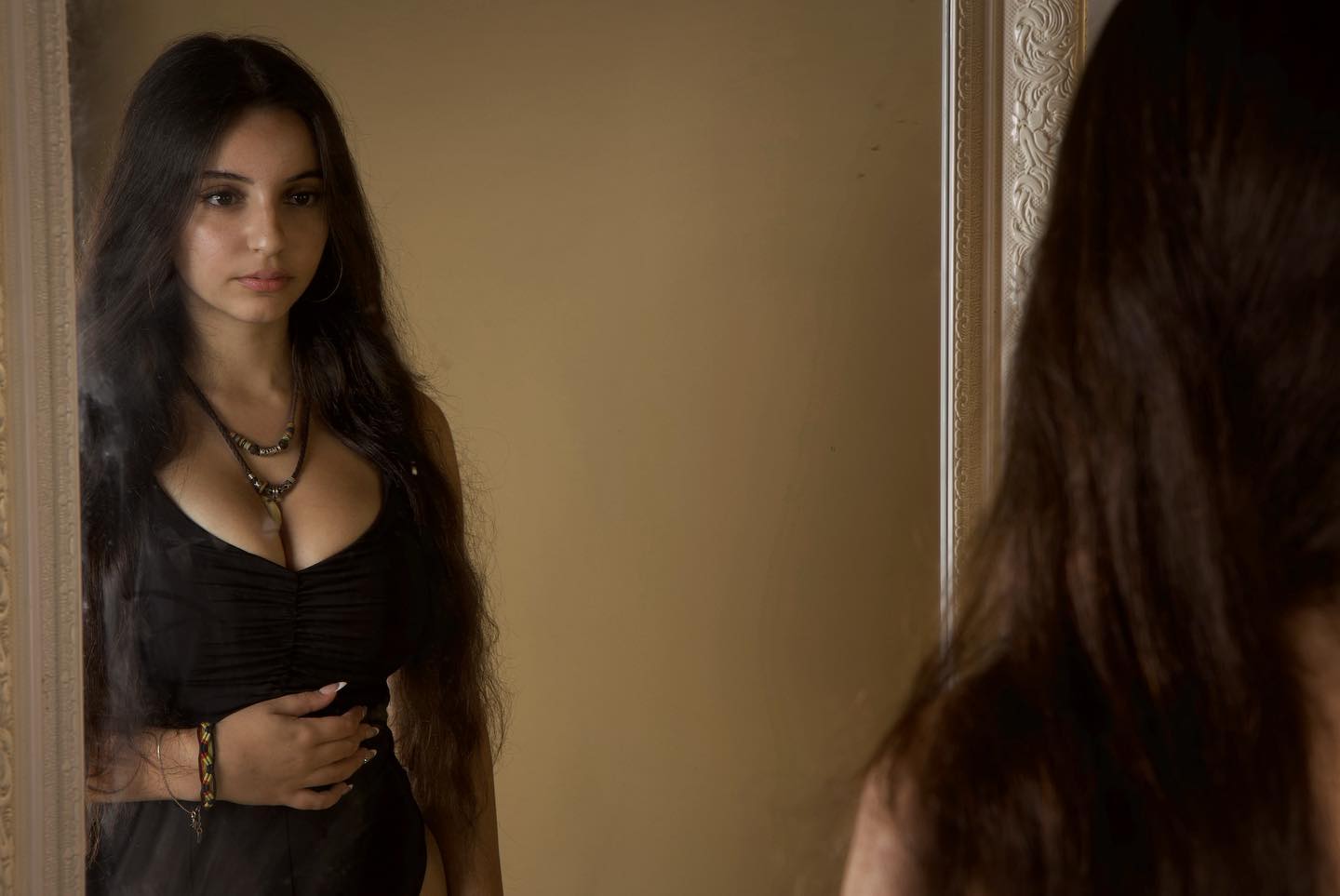 shelly_.mor instagram image archive image