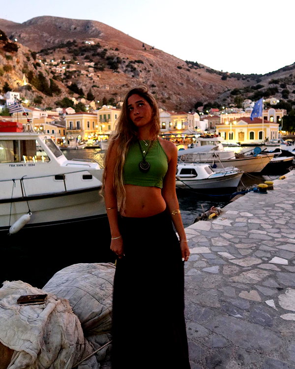 shellydekel instagram image archive image