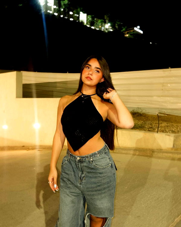 shilatlazmiii instagram image archive image